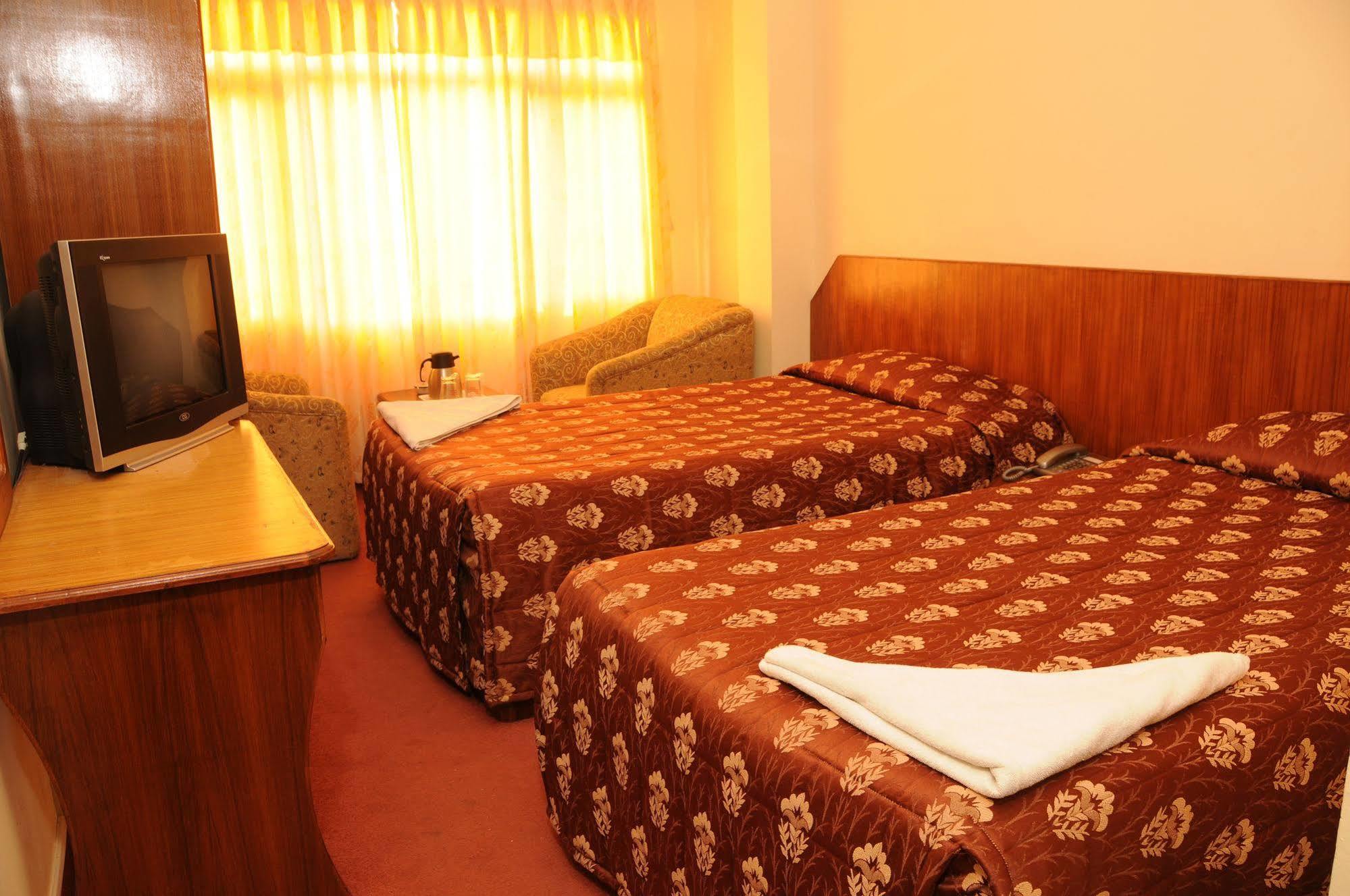 Hotel Brihaspati Katmandu Kültér fotó