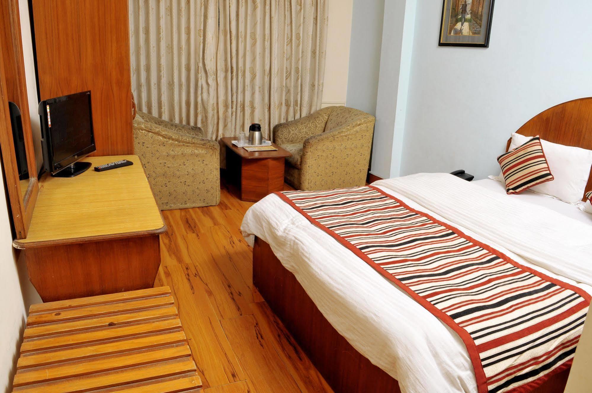 Hotel Brihaspati Katmandu Kültér fotó