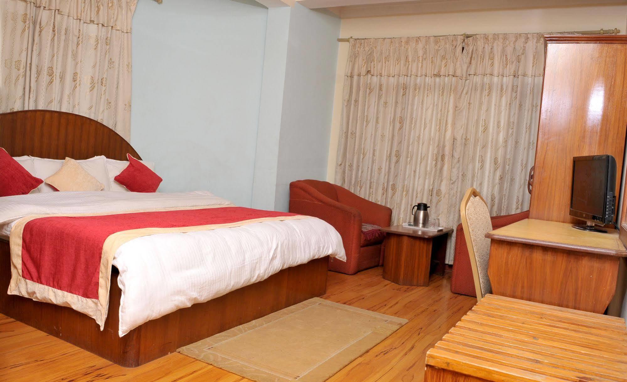 Hotel Brihaspati Katmandu Kültér fotó